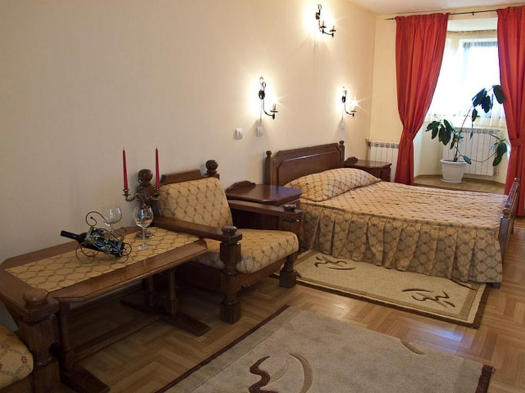 Hotel Castel Dracula ピアトラ・フントゥネレ 部屋 写真