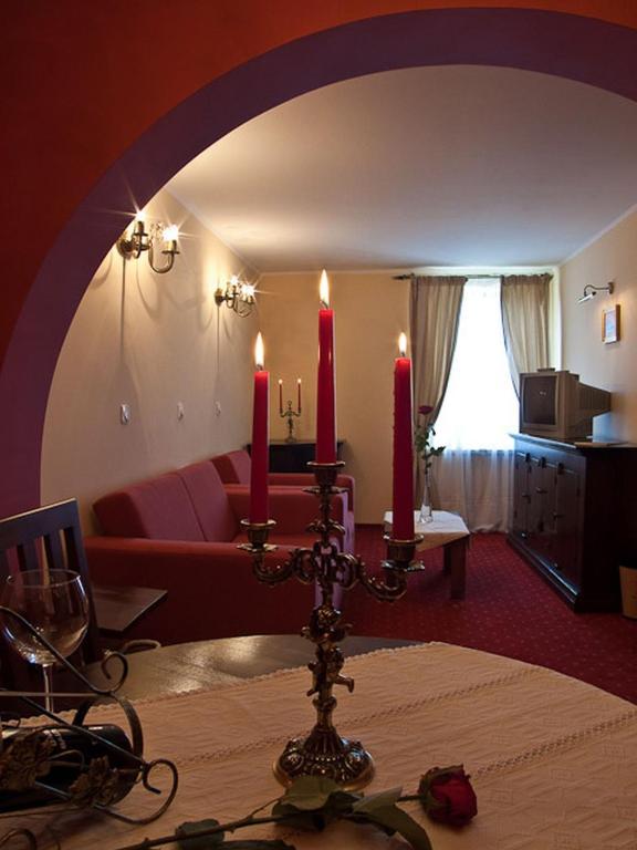 Hotel Castel Dracula ピアトラ・フントゥネレ エクステリア 写真